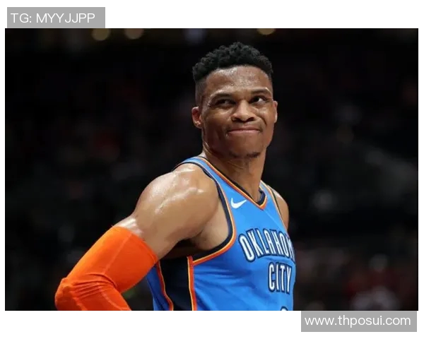 字母弟签约雄鹿引威少暴怒摔手机,历史三双王为底薪奔波,处境心酸 字母弟签约雄鹿引威少暴怒摔手机,历史三双王为底薪奔波,处境心酸