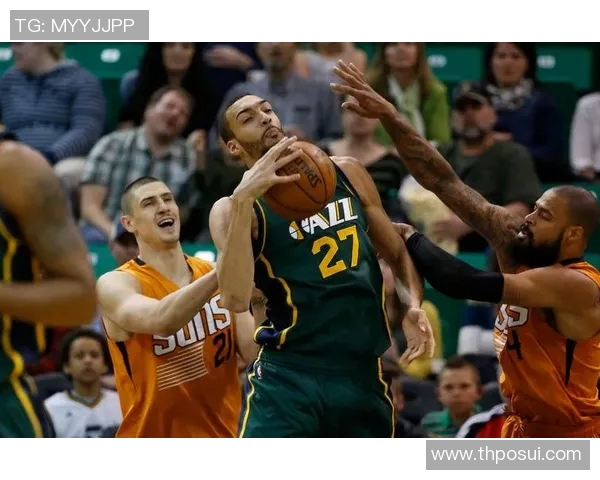 奥特赞马克表现惊艳,爵士进攻篮板奠定胜势 奥特赞马克表现惊艳,爵士进攻篮板奠定胜势