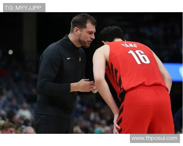 在美博主：斯普利特就是个傀儡 场上决策大都是助教说了算